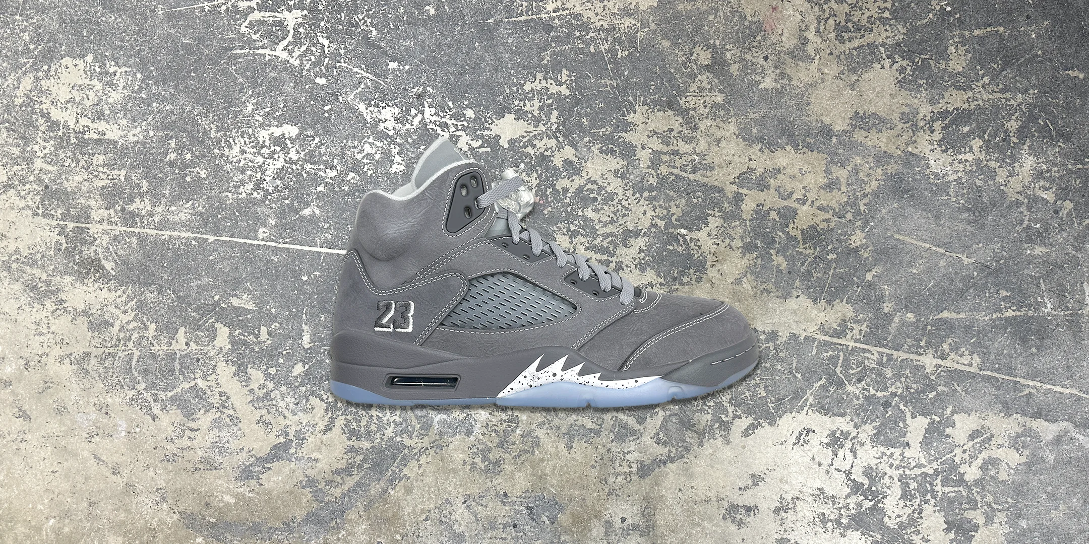 Elite Streetwear and Iconic Kicks